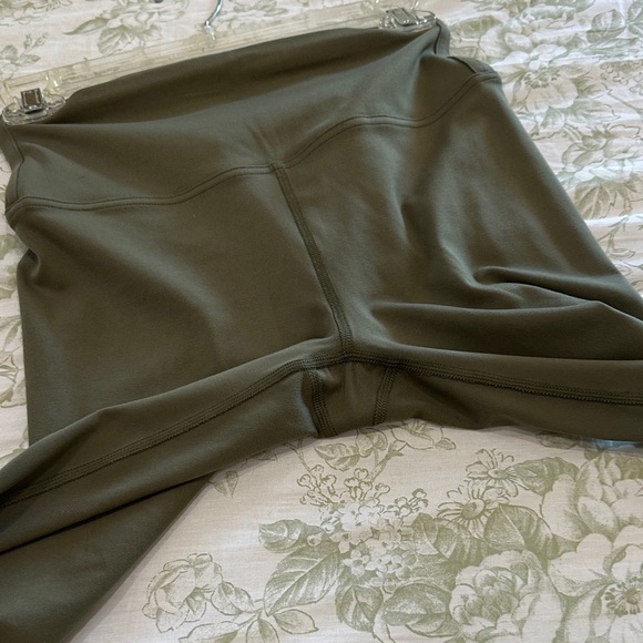 All in Motion Olive Green Activewear - Picture 3 of 5